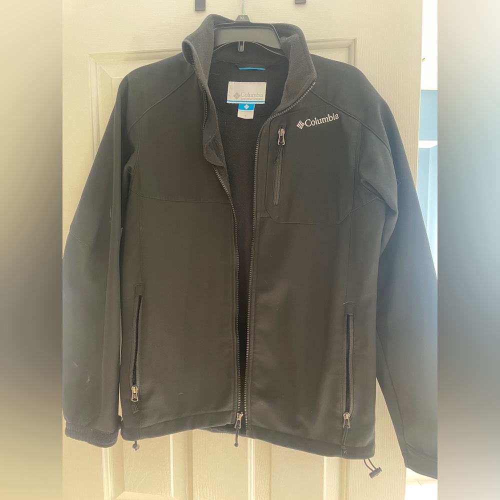 ✨ Men’s Columbia Omni Shield Jacket Size Small✨